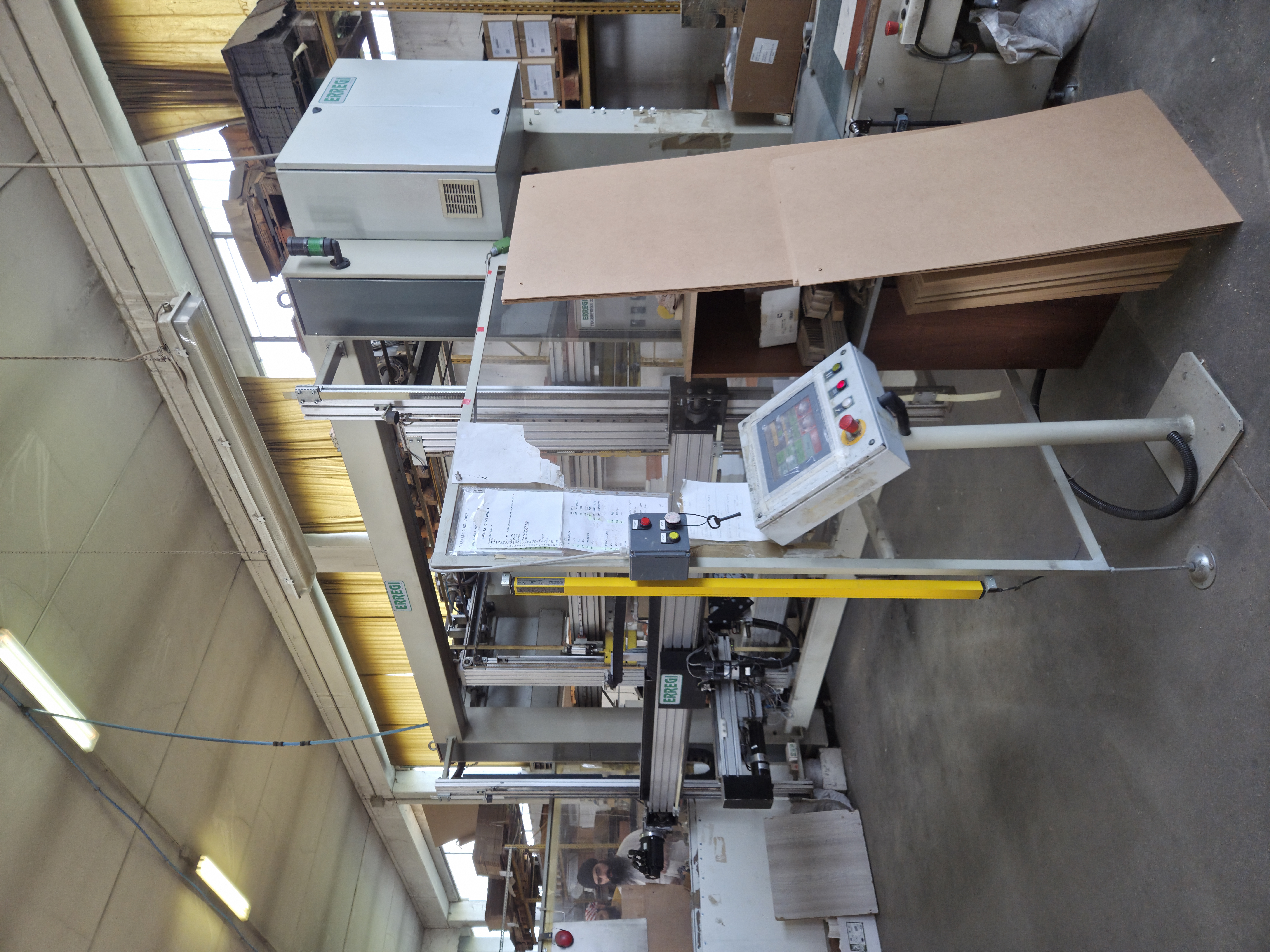 Interno laboratorio Emme snc